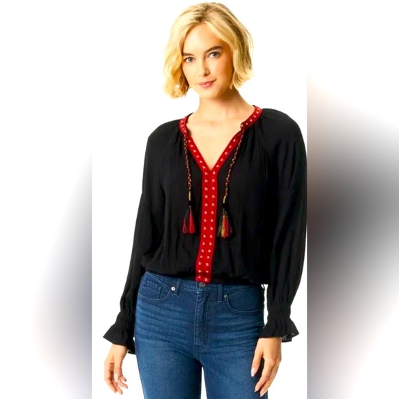 Jessica Simpson- Tifany embellished Black and Red Women's Top - Picture 1 of 3